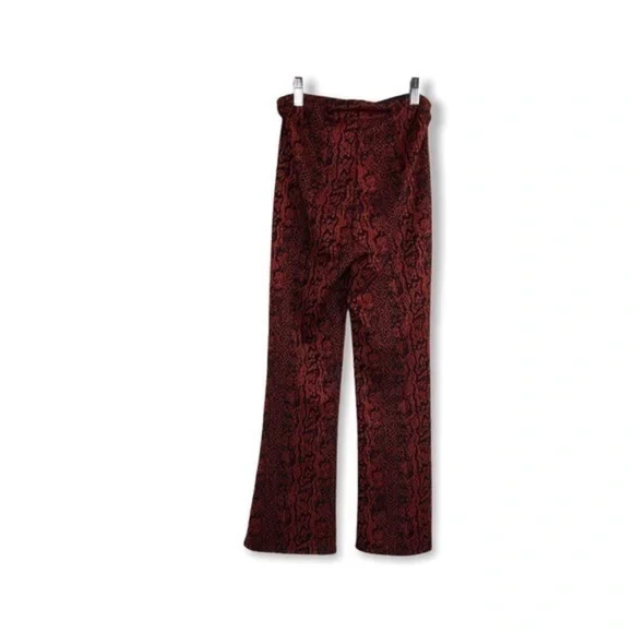 Zara Black Red Snake Skin Design Pants - Picture 6 of 7